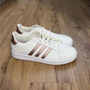 Adidas Grand Court Sneaker - White & Rose Gold